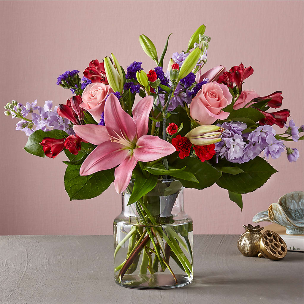 Romantique Bouquet – Newell Flower Shop Ltd., Kamloops BC