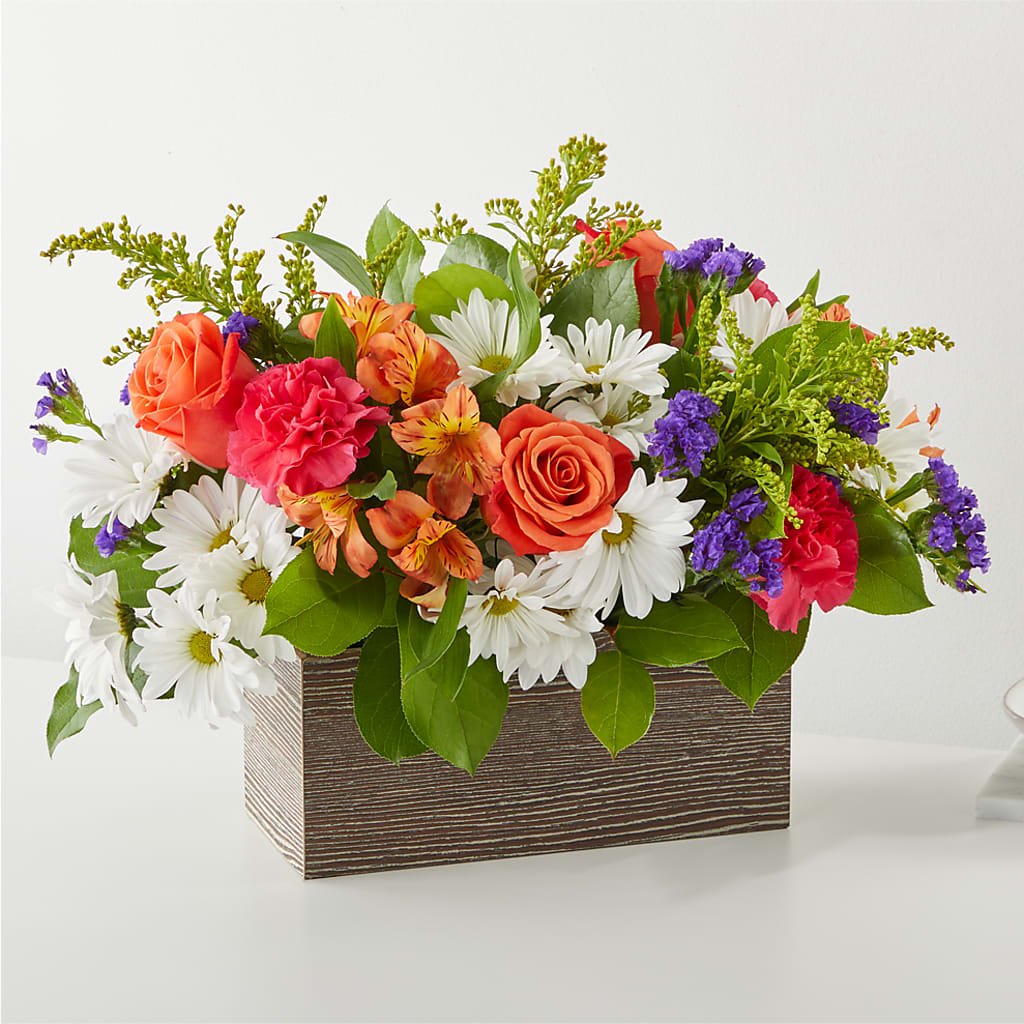 Oopsie Daisy Box Bouquet – Newell Flower Shop Ltd., Kamloops BC