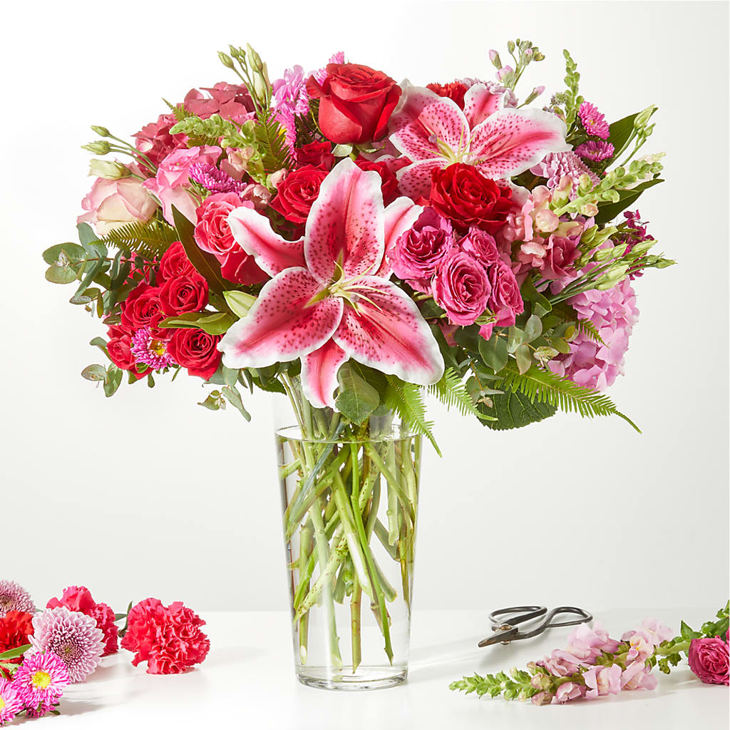Swooning Over You - A Luxury Florist Original – Newell Flower Shop Ltd., Kamloops BC