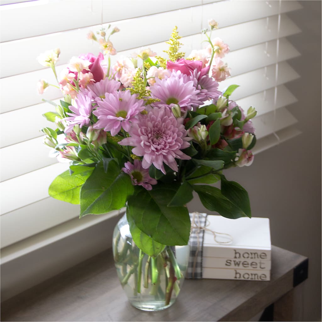 Pastel Tradition - A Florist Original – Newell Flower Shop Ltd., Kamloops BC
