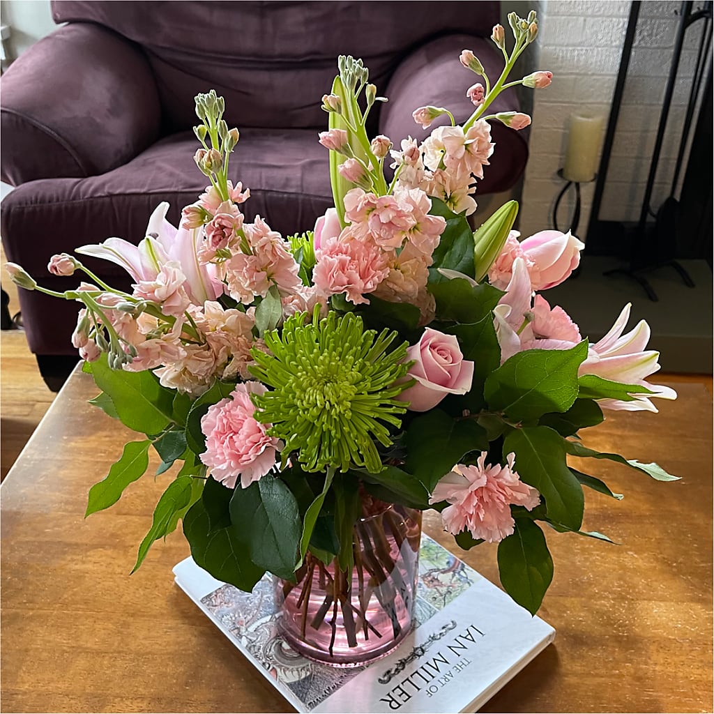 Pretty in Pink Bouquet – Newell Flower Shop Ltd., Kamloops BC