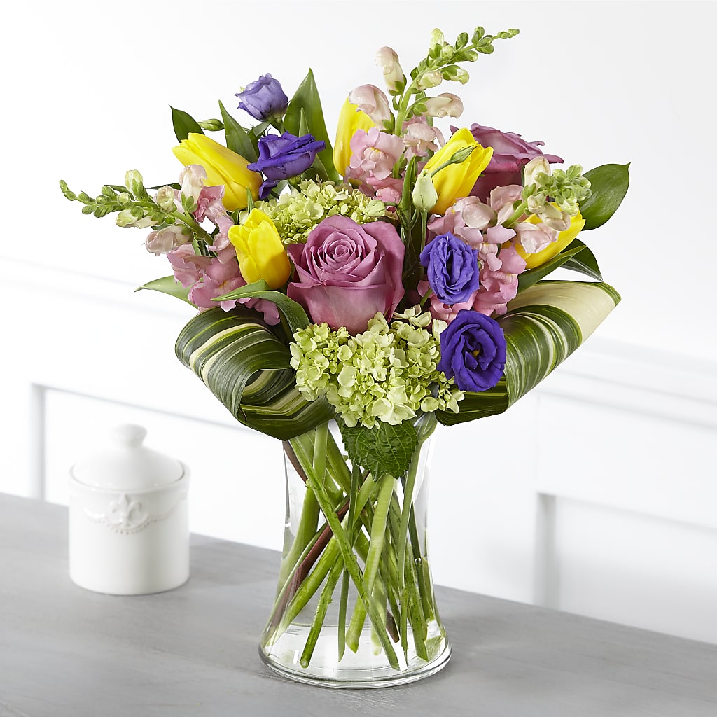Wondrous Memories Bouquet – Newell Flower Shop Ltd., Kamloops BC