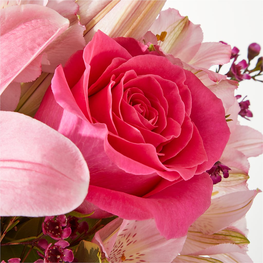 Lucky in Love Bouquet –  Newell Flower Shop Ltd., Kamloops BC