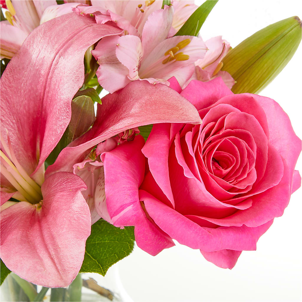 Lots of Love Bouquet –  Newell Flower Shop Ltd., Kamloops BC