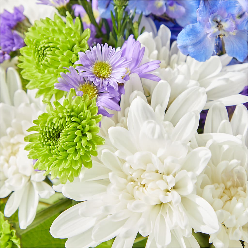 Genuine Gestures Bouquet –  Newell Flower Shop Ltd., Kamloops BC