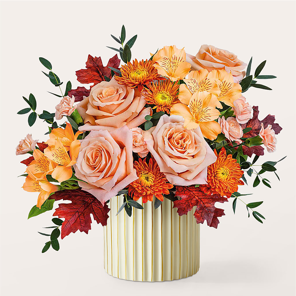 Spiced Latte Bouquet with Ivory Vase –  Newell Flower Shop Ltd., Kamloops BC