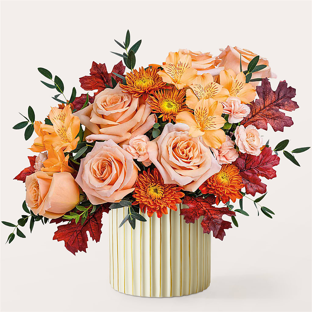 Spiced Latte Bouquet with Ivory Vase –  Newell Flower Shop Ltd., Kamloops BC