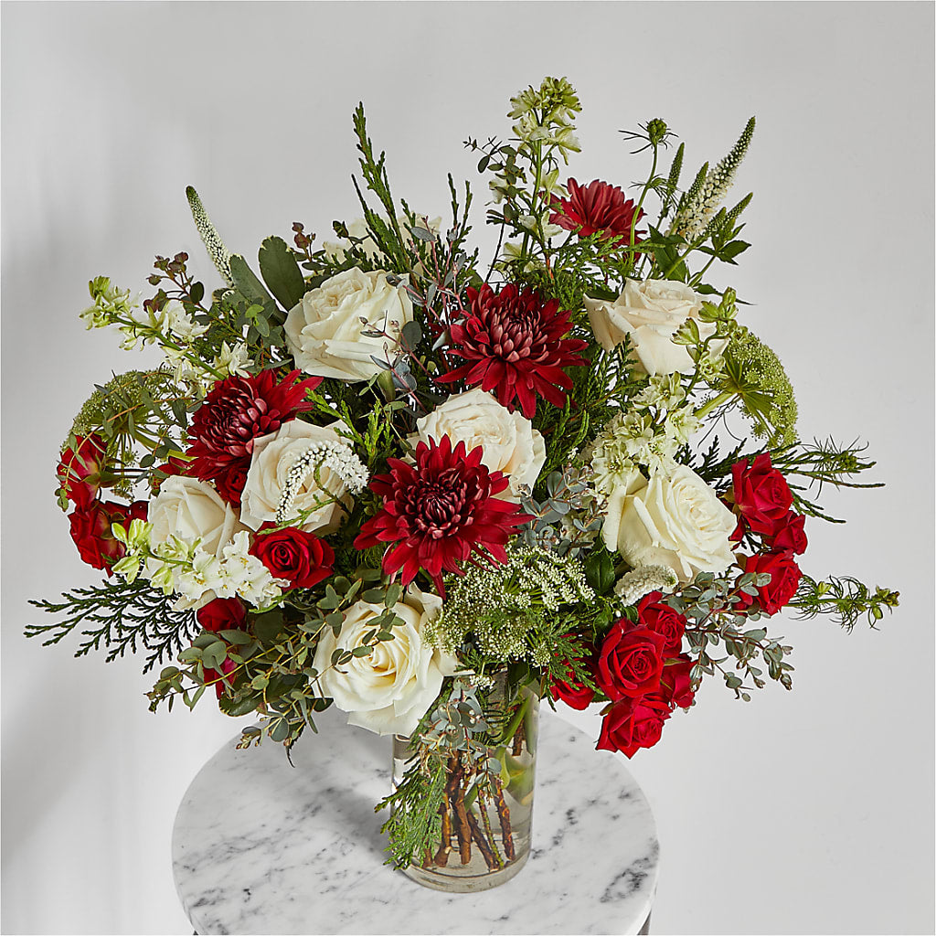 Favorite Traditions Bouquet –  Newell Flower Shop Ltd., Kamloops BC