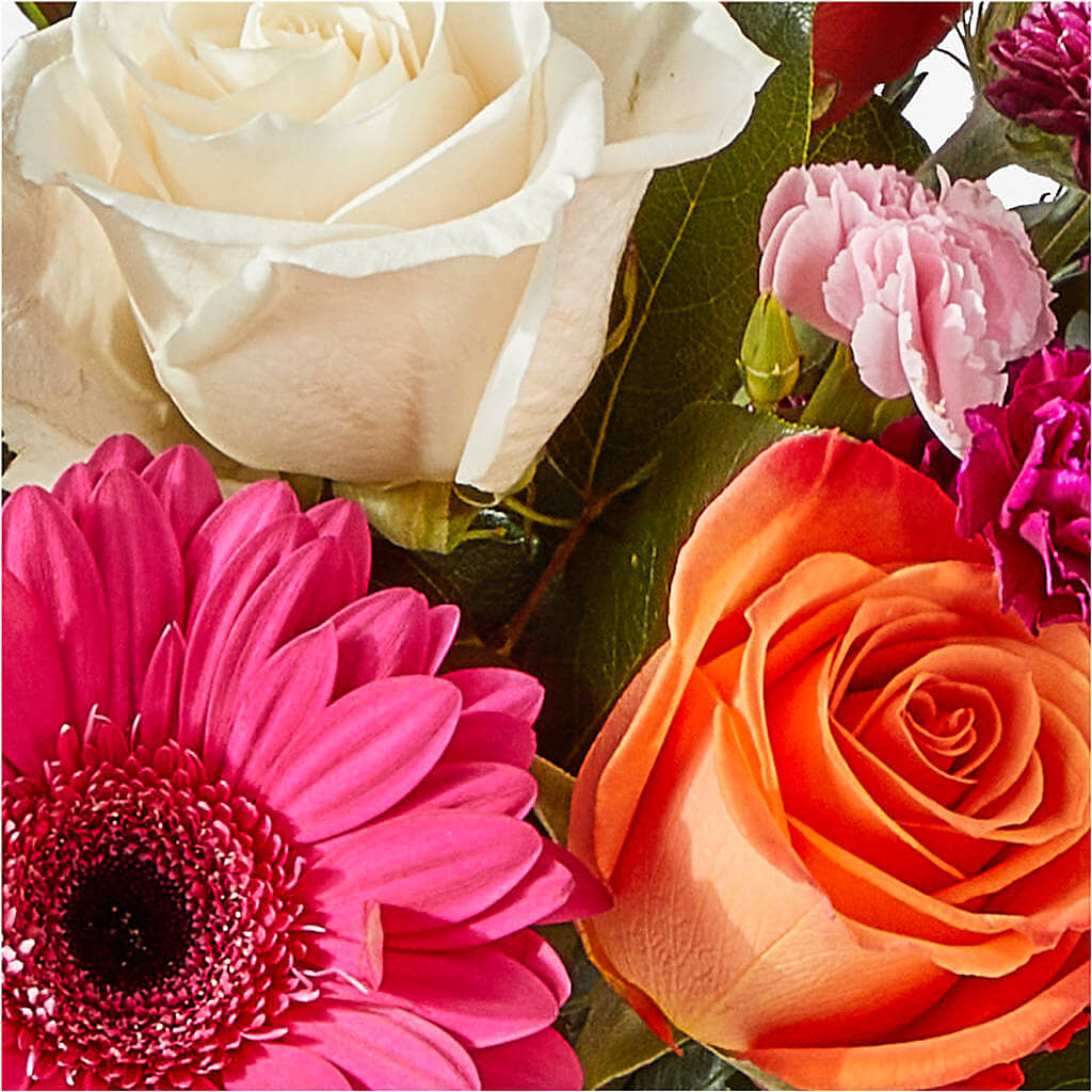 Smell the Roses Bouquet –  Newell Flower Shop Ltd., Kamloops BC