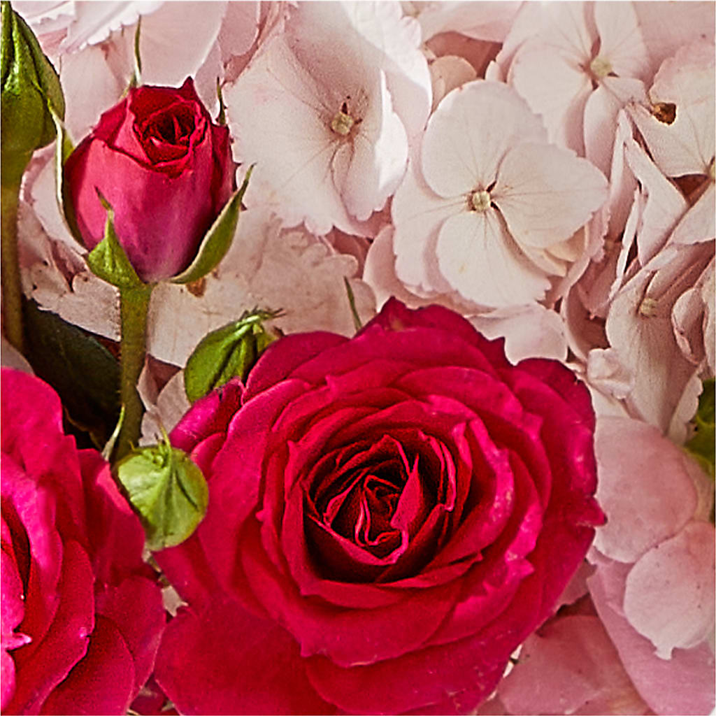 Glitz & Glam Bouquet –  Newell Flower Shop Ltd., Kamloops BC
