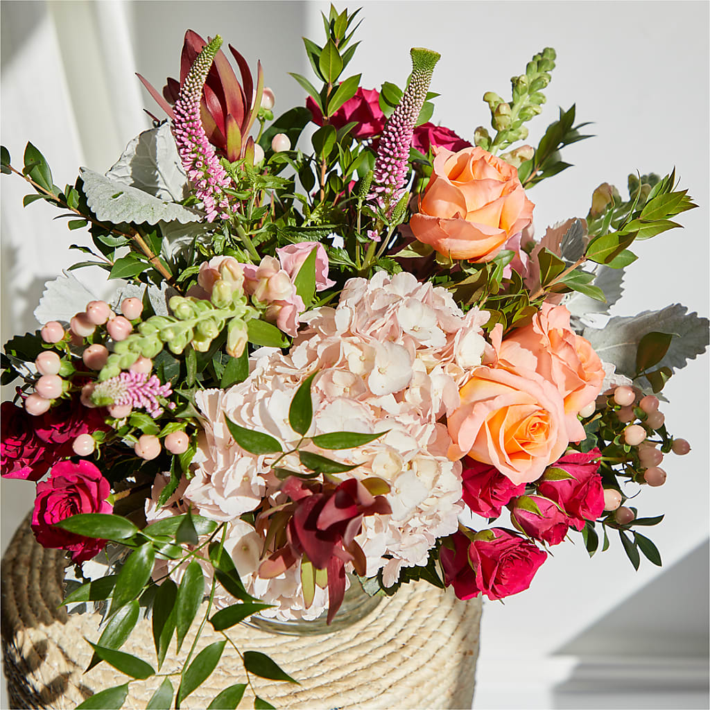 Glitz & Glam Bouquet –  Newell Flower Shop Ltd., Kamloops BC