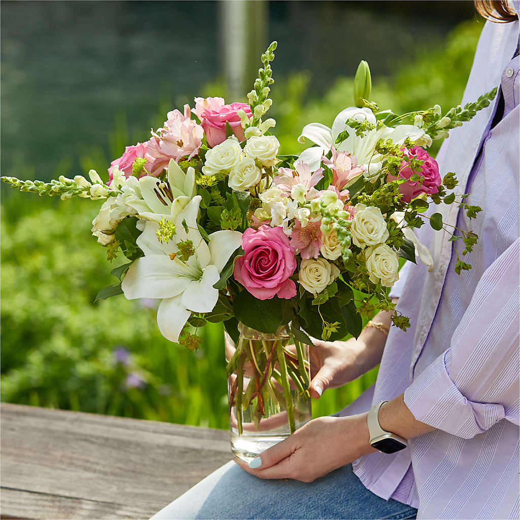 Fondly Bouquet –  Newell Flower Shop Ltd., Kamloops BC